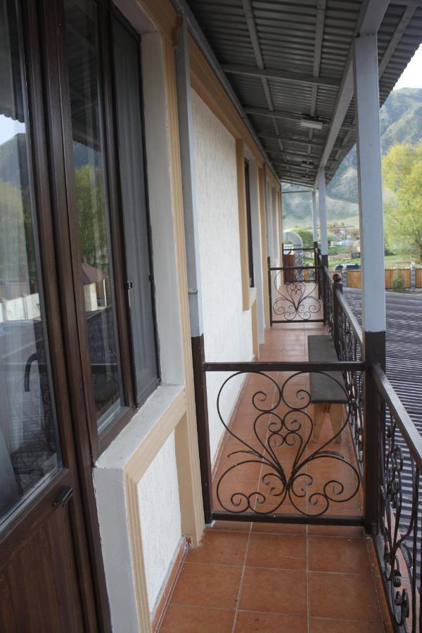 Saty Guest House Exterior photo