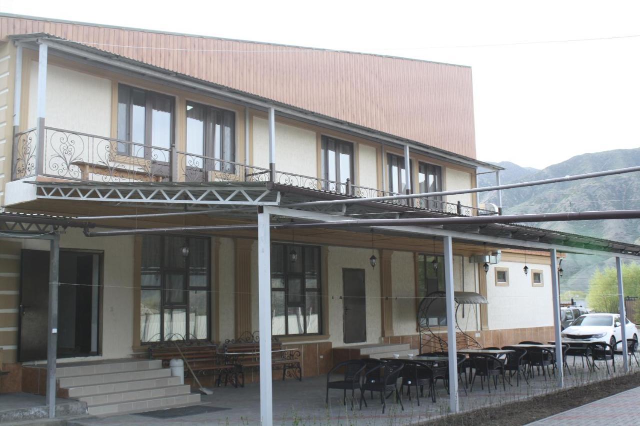 Saty Guest House Exterior photo