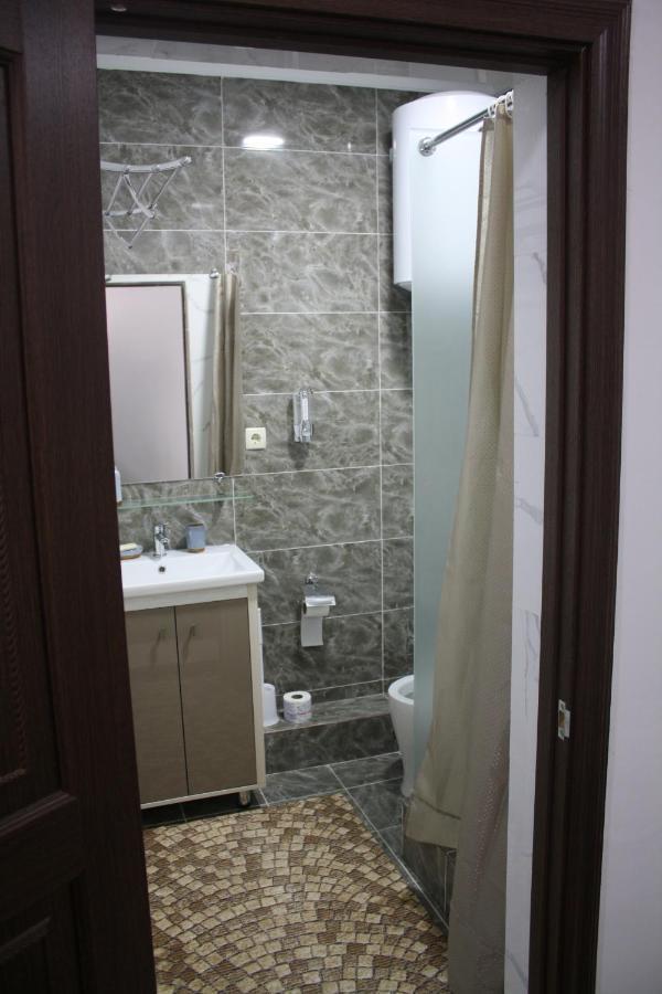 Saty Guest House Exterior photo