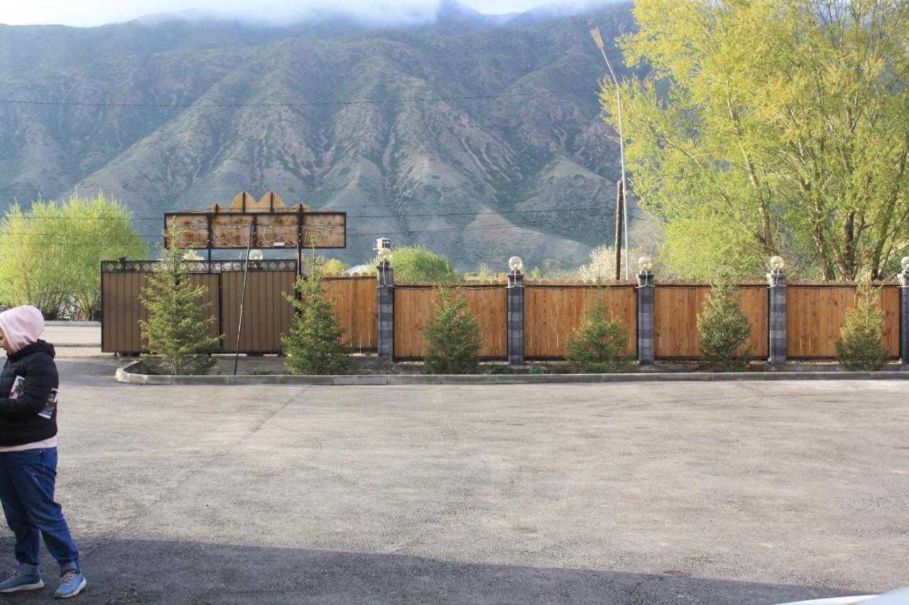Saty Guest House Exterior photo